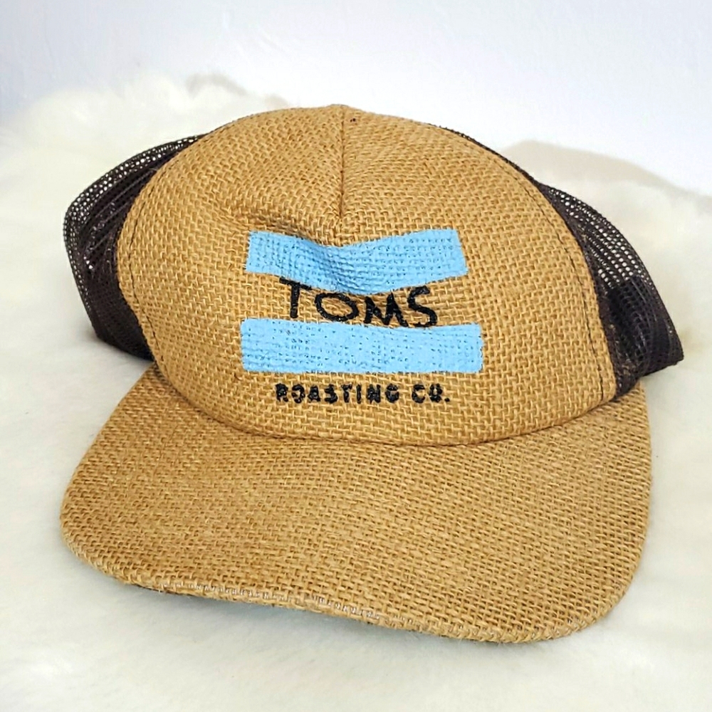 Tom's baseball cap hat